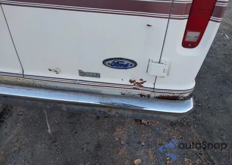 1985 Ford Econoline E150 Van z USA, uszkodzony, nr VIN 1FDEE14H7FHA90363